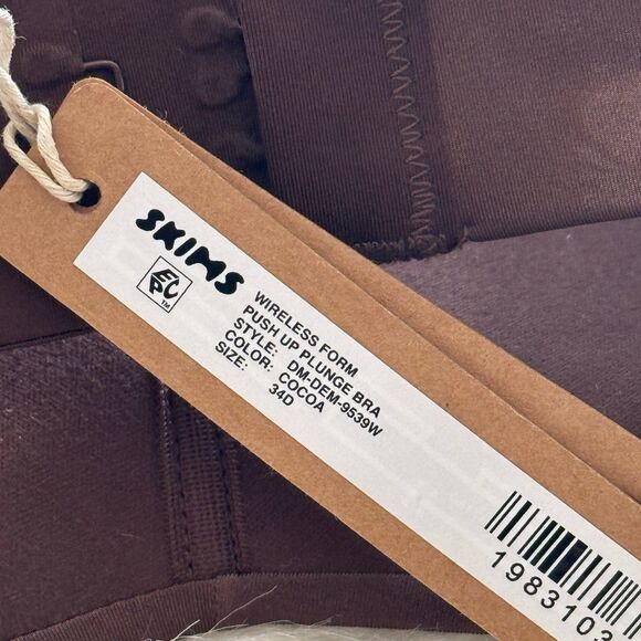 Skims Wireless Form Pushup Plunge Bra Cocoa Size 34D - Picture 7 of 7